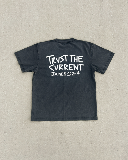 "trust the current" oversized tee - retro midnight