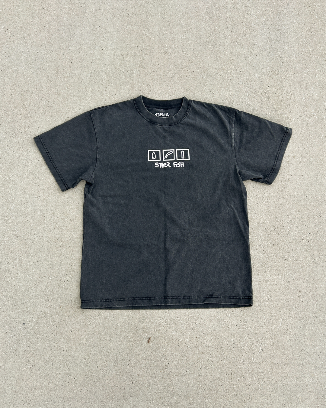 "trust the current" oversized tee - retro midnight