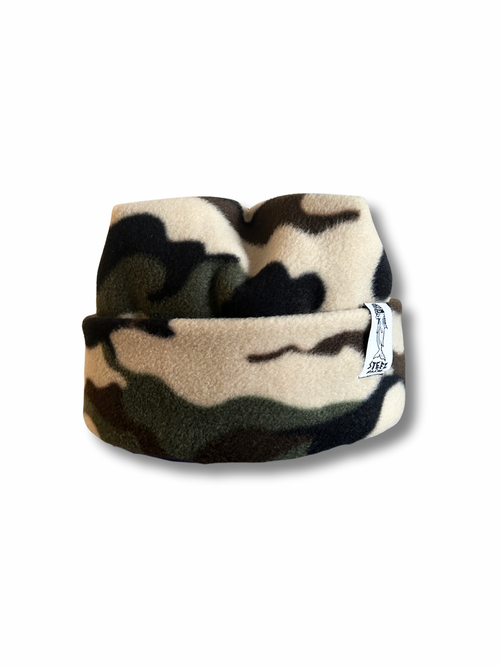 Fleece four point beanie with camouflage pattern 